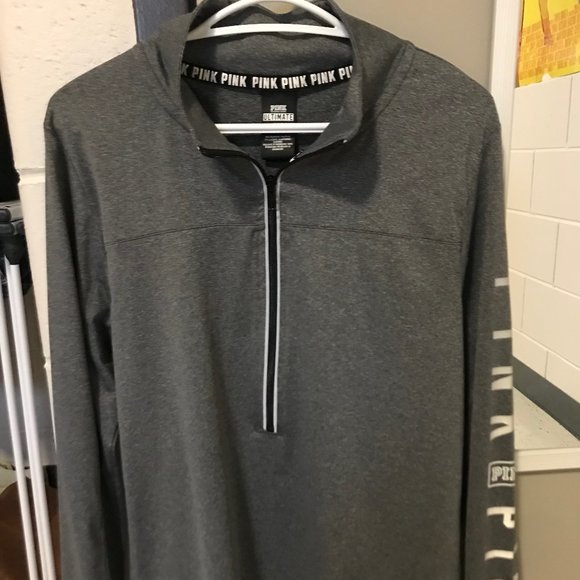 VS PINK Ultimate half zip - Picture 1 of 2